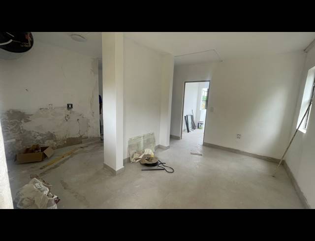 2 BEDROOM APARTMENT TO LET IN BULWER